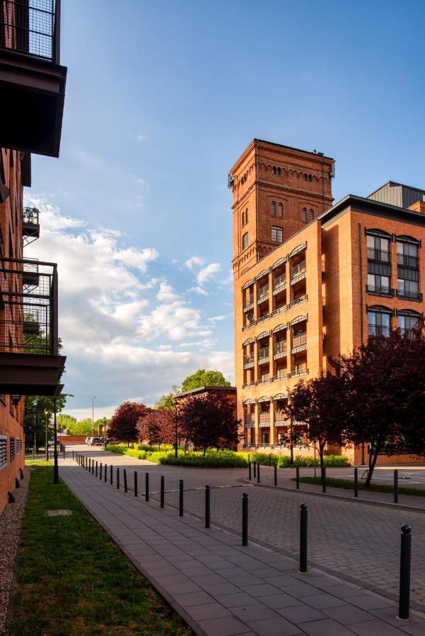 Lumina Loft Tymienieckiego With A View Of The Lake Łódź Esterno foto