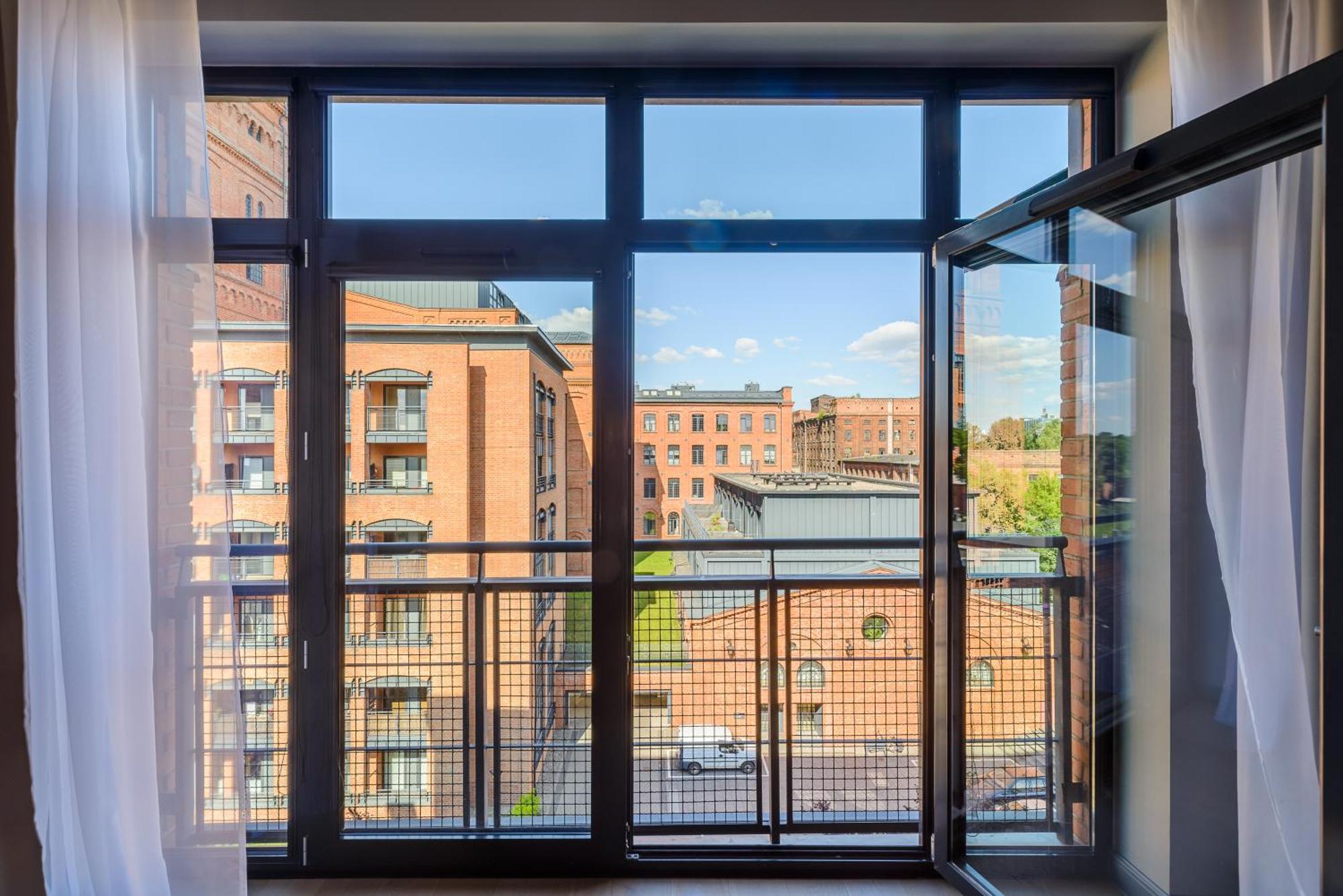 Lumina Loft Tymienieckiego With A View Of The Lake Łódź Esterno foto